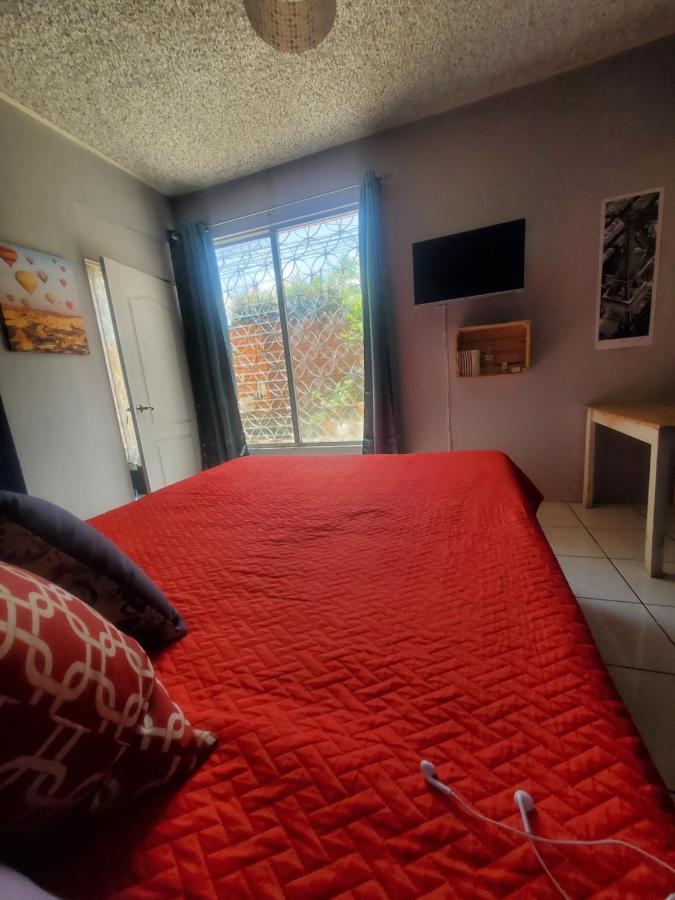 Hostal De Lucca Città del Guatemala Esterno foto