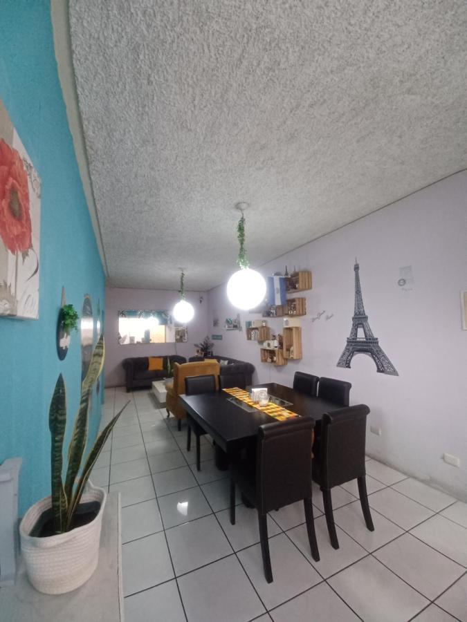 Hostal De Lucca Città del Guatemala Esterno foto