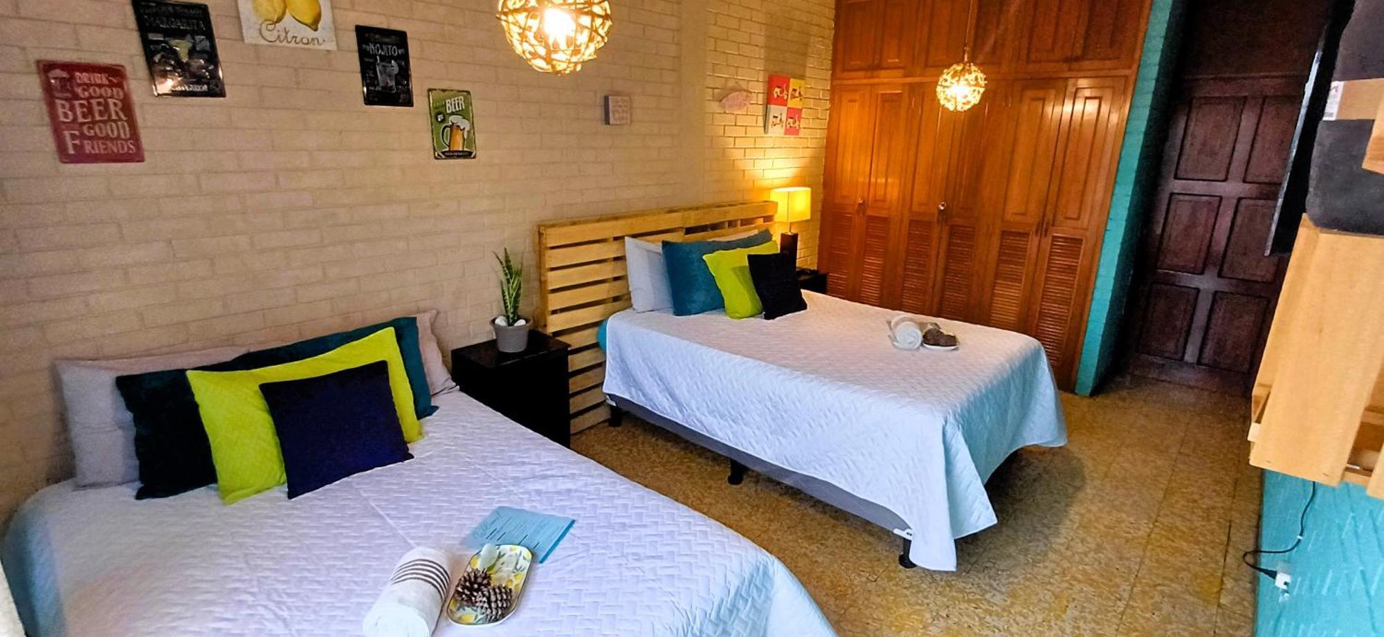 Hostal De Lucca Città del Guatemala Esterno foto