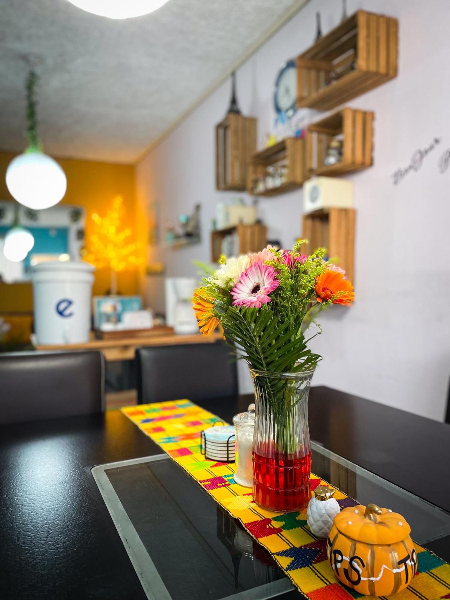 Hostal De Lucca Città del Guatemala Esterno foto