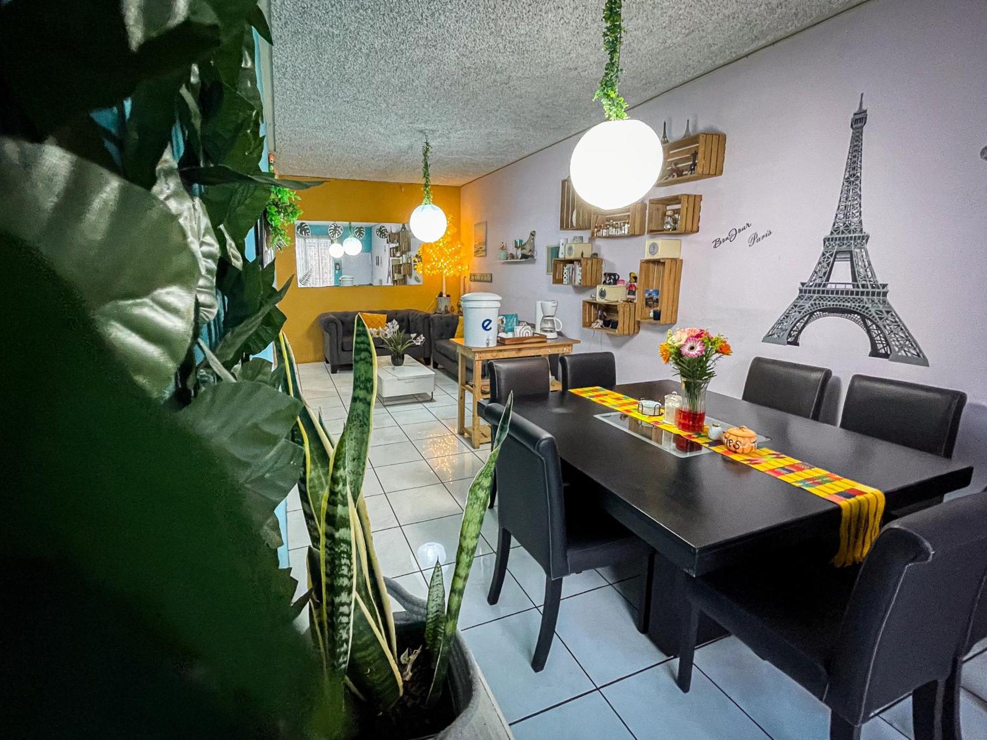 Hostal De Lucca Città del Guatemala Esterno foto